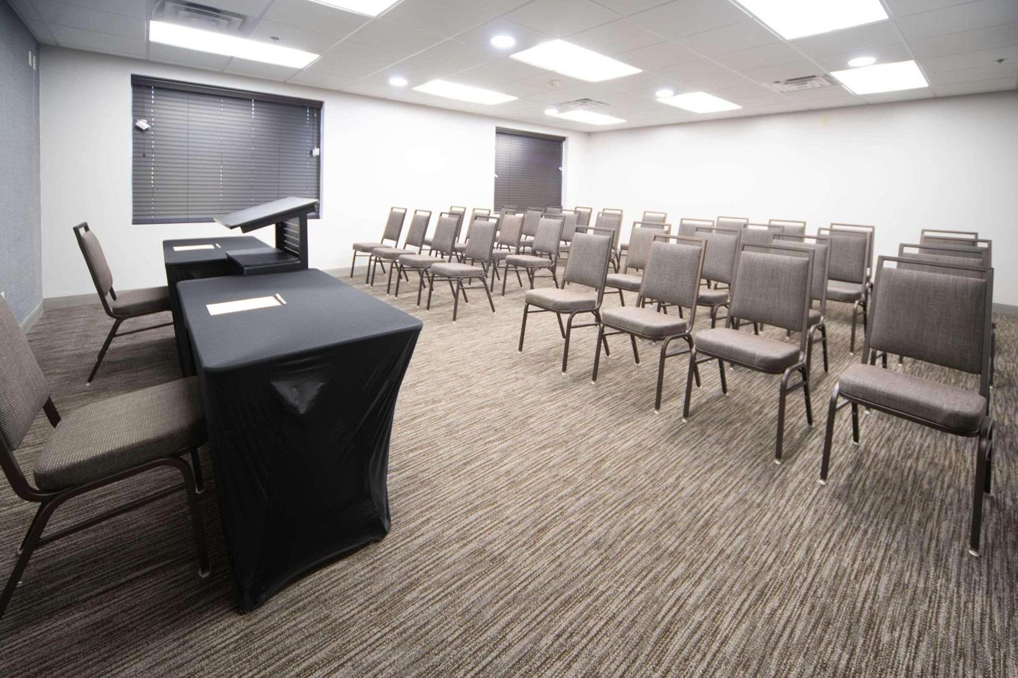 Country Inn & Suites By Radisson, Stone Mountain, Ga Екстериор снимка